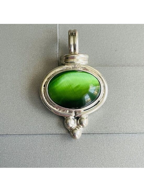 Jewelry - Green Cat’s Eye Mexico Sterling Silver Pendant Necklace Enhancer